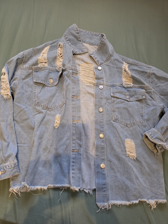 SHEIN Denim - SHEIN Light Blue Distressed Denim Button-Up Shirt Jacket